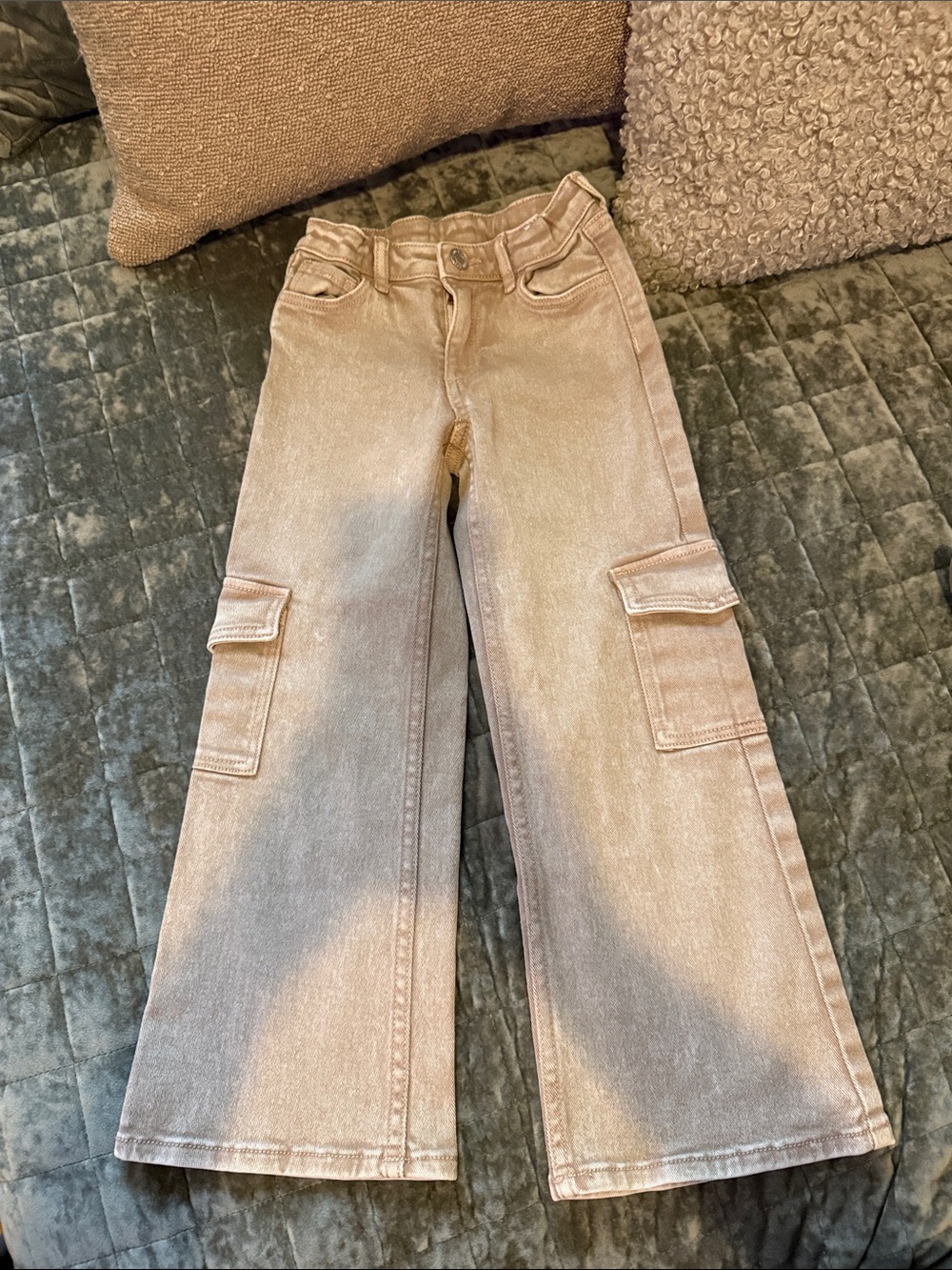 H&M girls  Wide-Leg Cargo Jeans in Light Taupe size 6